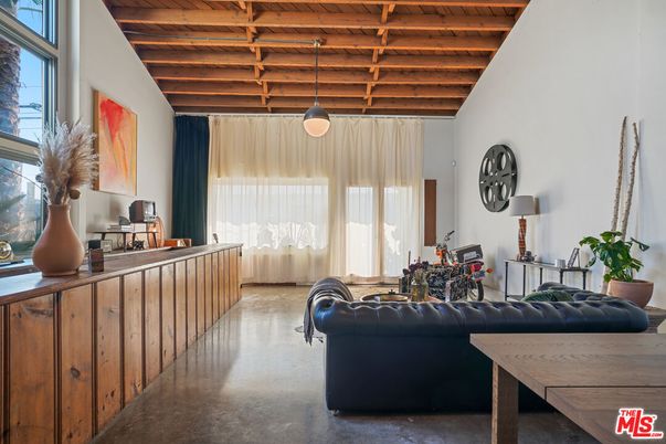 Interior, Living room, Pendant Lights, Wooden Beams, Wooden Ceilings