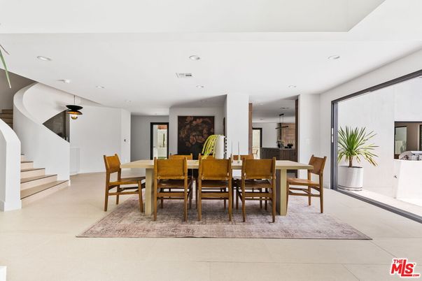 Dining room, Interior, Pendant Lights, Recessed Lighting