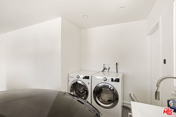 Interior, Recessed Lighting, Washer