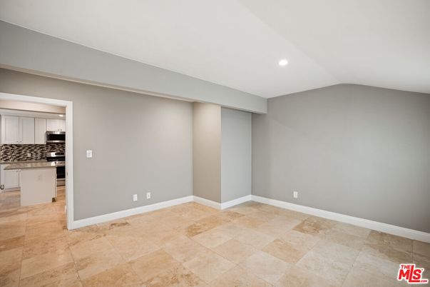 Empty room, Interior, Kitchen, Recessed Lighting