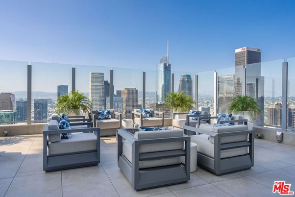 Exterior, Other, Skyline