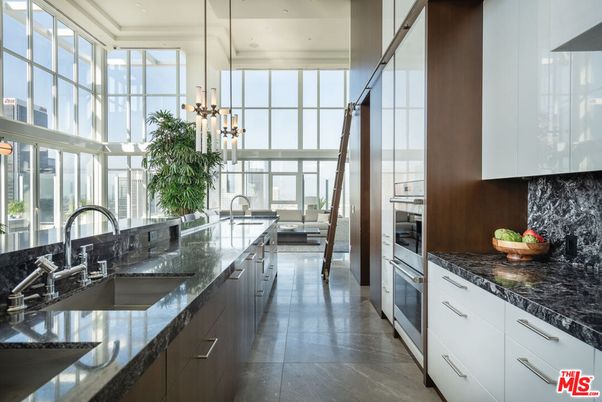 Interior, Kitchen, Pendant Lights, Recessed Lighting