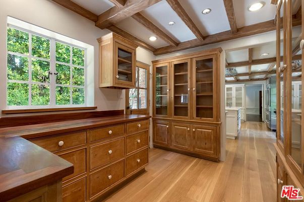 Interior, Kitchen, Recessed Lighting, Wooden Beams, Wood Texture Flooring