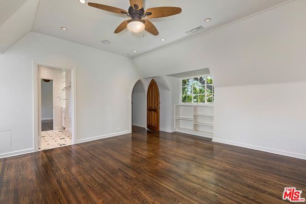 Bathroom, Empty room, Interior, Recessed Lighting, Wood Texture Flooring