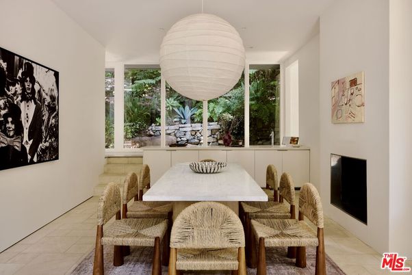 Dining room, Interior