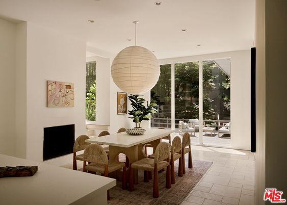 Dining room, Interior, Pendant Lights, Recessed Lighting