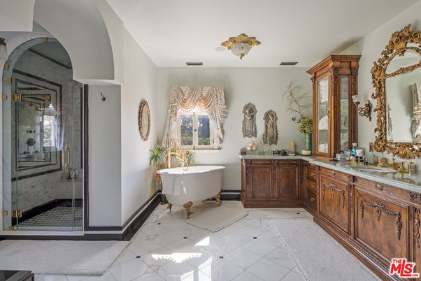 Bathroom, Dual Sink Vanities, Free Standing Baths, Glass Shower, Interior, Marble