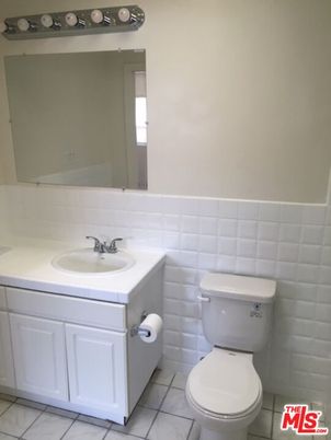 Bathroom, Interior, Tile Countertops