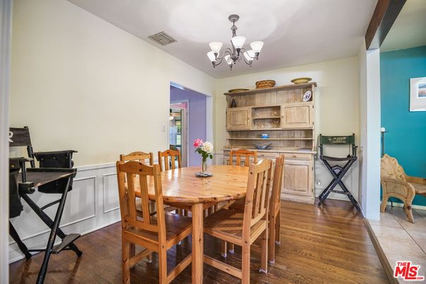 Chandelier, Dining room, Interior, Wood Texture Flooring