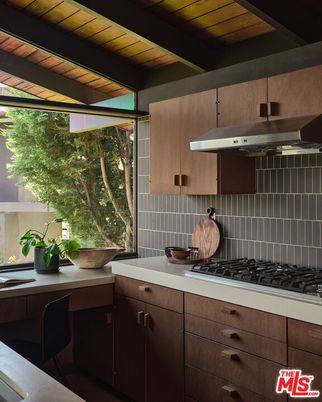 Interior, Kitchen, Stainless Steel Appliances, Wooden Beams, Wooden Ceilings