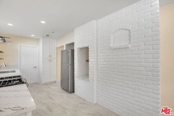 Interior, Kitchen, Recessed Lighting, Stone Walls