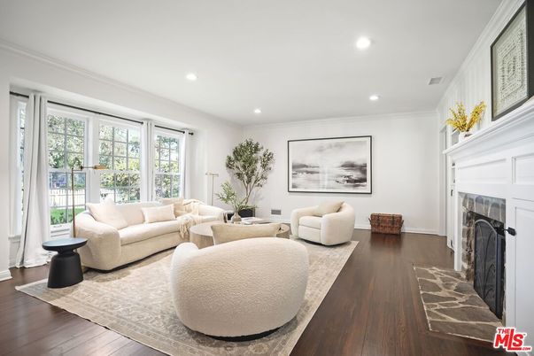 Fireplace, Interior, Living room, Recessed Lighting, Wood Texture Flooring