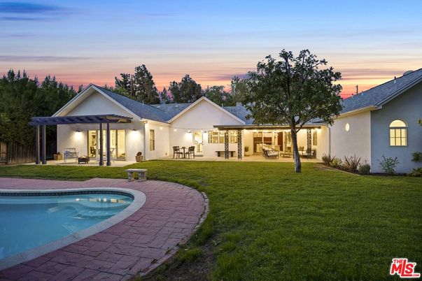 Backyard, Exterior, Pool