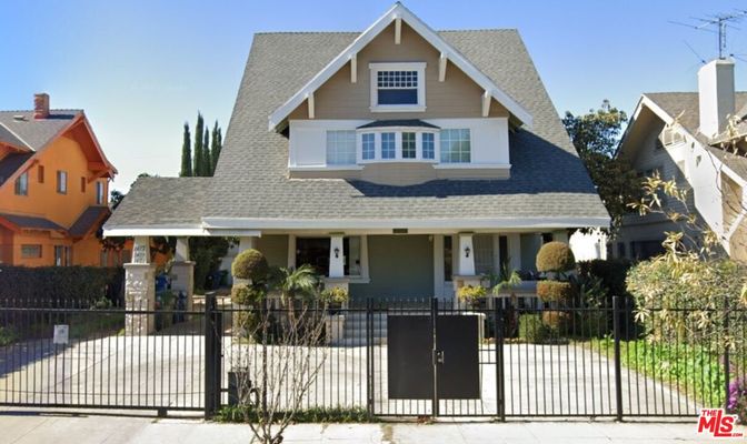 Exterior, Facade, American Craftsman