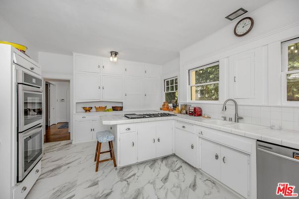 Interior, Kitchen, Marble, Stainless Steel Appliances, Tile Countertops