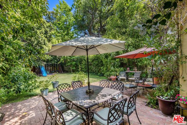 Backyard, Exterior, Playground