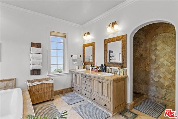 Bathroom, Dual Sink Vanities, Glass Shower, Interior