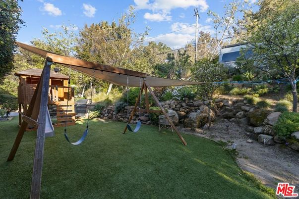 Backyard, Exterior, Playground