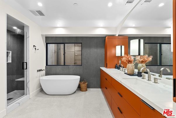 Bathroom, Dual Sink Vanities, Free Standing Baths, Interior, Recessed Lighting
