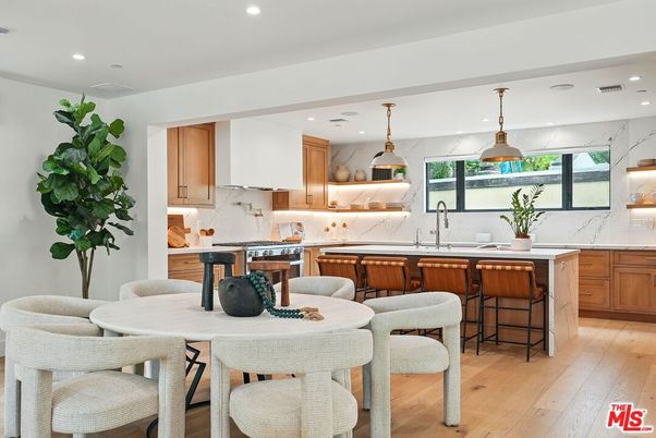 Dining room, Interior, Kitchen, Marble Walls, Pendant Lights, Recessed Lighting, Wood Texture Flooring