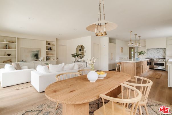 Dining room, Interior, Kitchen, Living room, Pendant Lights, Recessed Lighting, Stainless Steel Appliances, Wood Texture Flooring