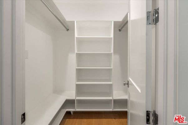Interior, Walk-in Closets, Wood Texture Flooring