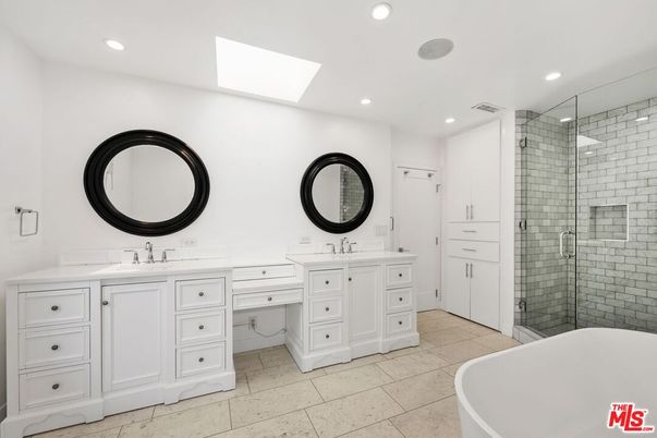 Bathroom, Dual Sink Vanities, Free Standing Baths, Glass Shower, Interior, Recessed Lighting