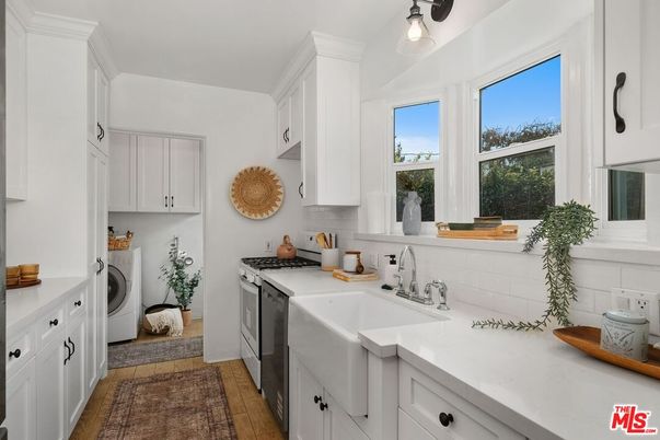 Interior, Kitchen, Washer