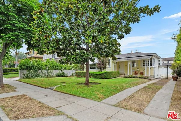 Backyard, Exterior, Solar Panels
