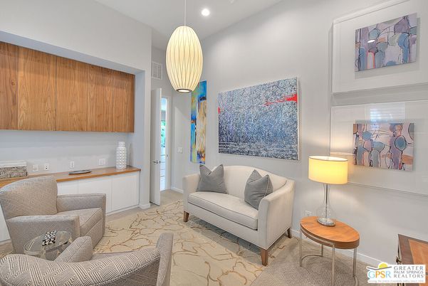 Interior, Living room, Pendant Lights, Recessed Lighting