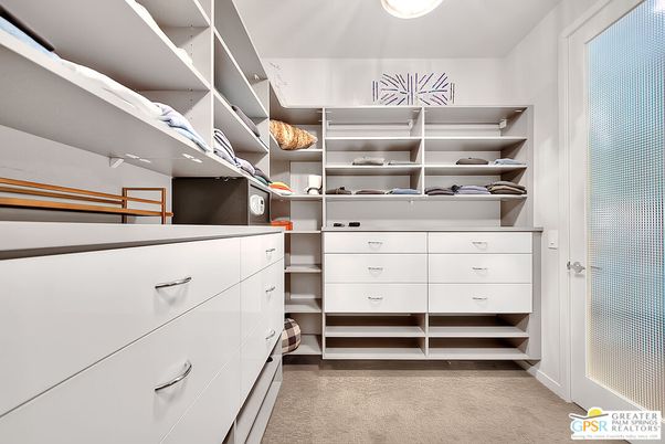 Interior, Walk-in Closets