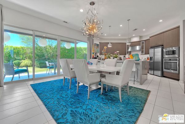 Chandelier, Dining room, Interior, Kitchen, Pendant Lights, Recessed Lighting, Stainless Steel Appliances