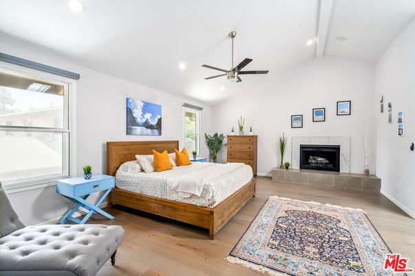 Bedroom, Fireplace, Interior, Recessed Lighting, Wood Texture Flooring