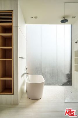 Bathroom, Free Standing Baths, Glass Shower, Interior, Recessed Lighting