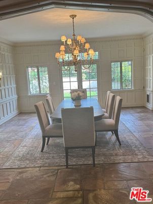 Chandelier, Dining room, Interior