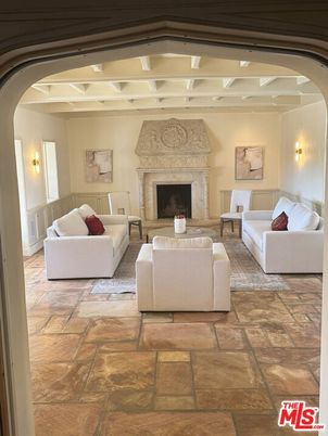 Fireplace, Interior, Living room