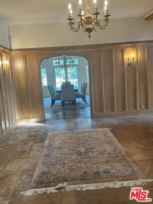 Chandelier, Dining room, Interior