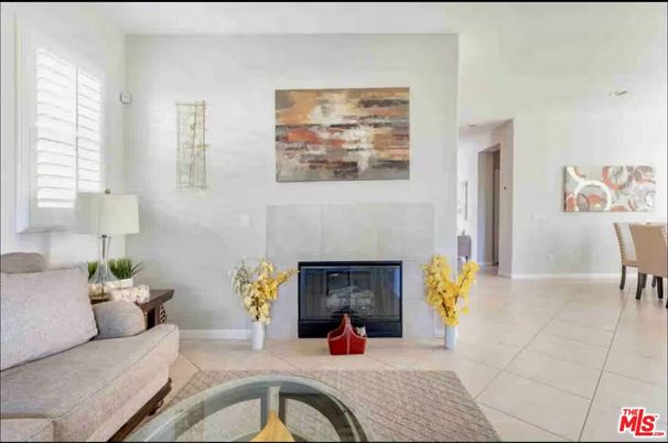 Dining room, Fireplace, Interior