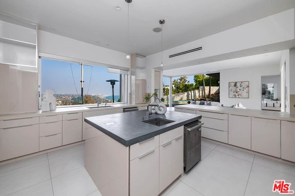 Interior, Kitchen, Pendant Lights, Recessed Lighting, Stainless Steel Appliances, Water