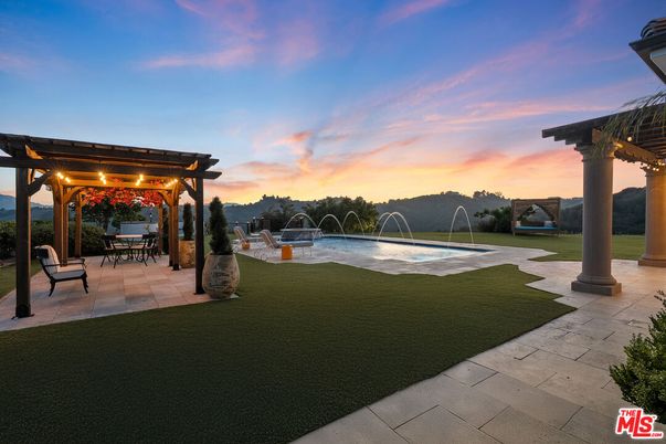 Backyard, Exterior, Pool