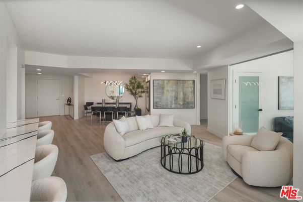 Dining room, Interior, Living room, Recessed Lighting, Wood Texture Flooring