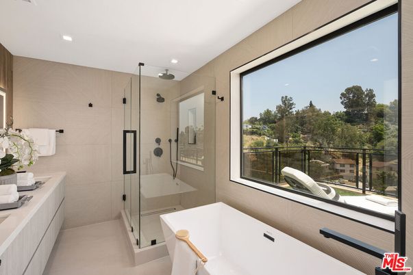 Bathroom, Free Standing Baths, Glass Shower, Interior, Recessed Lighting