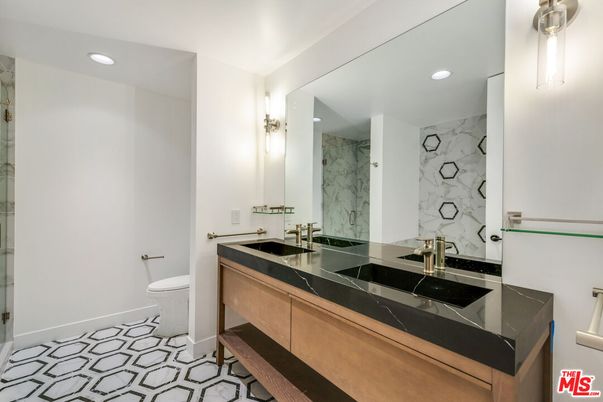 Bathroom, Dual Sink Vanities, Interior, Marble Walls, Recessed Lighting