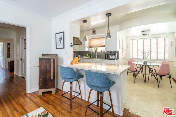 Dining room, Interior, Kitchen, Pendant Lights, Wood Texture Flooring