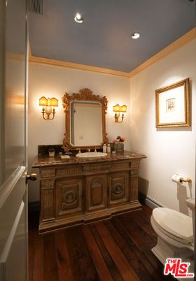 Bathroom, Interior, Recessed Lighting, Wood Texture Flooring
