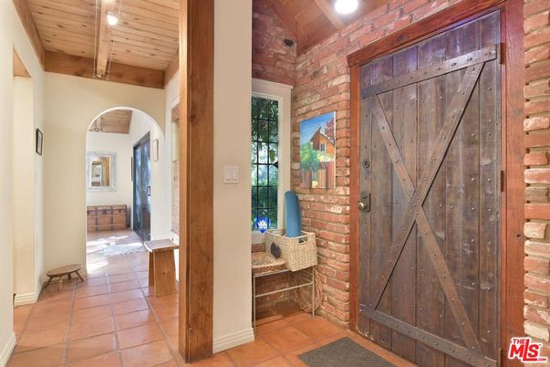 Interior, Recessed Lighting, Stone Walls, Wooden Beams, Wooden Ceilings