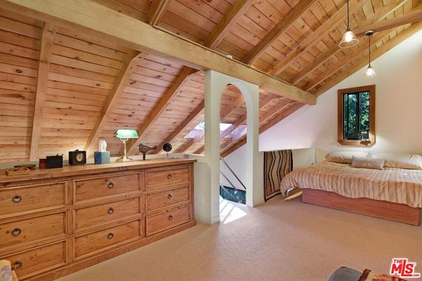 Bedroom, Interior, Pendant Lights, Wooden Beams, Wooden Ceilings