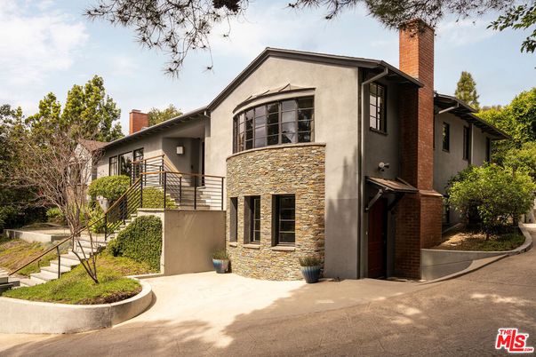 Backyard, Exterior, Facade, Spanish Mediterranean