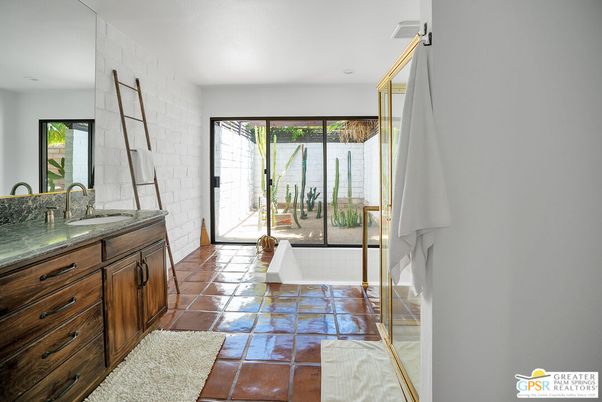 Bathroom, Interior, Stone Walls