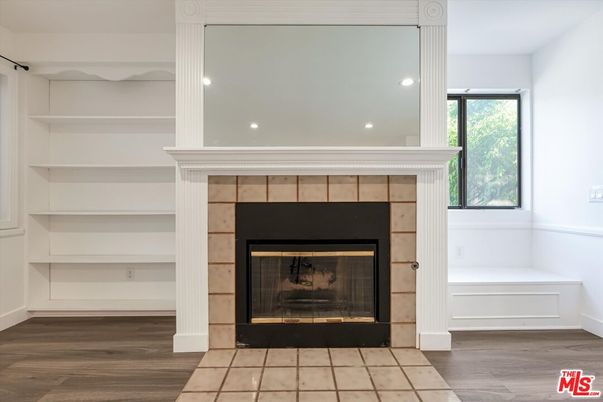 Fireplace, Interior, Recessed Lighting, Wood Texture Flooring